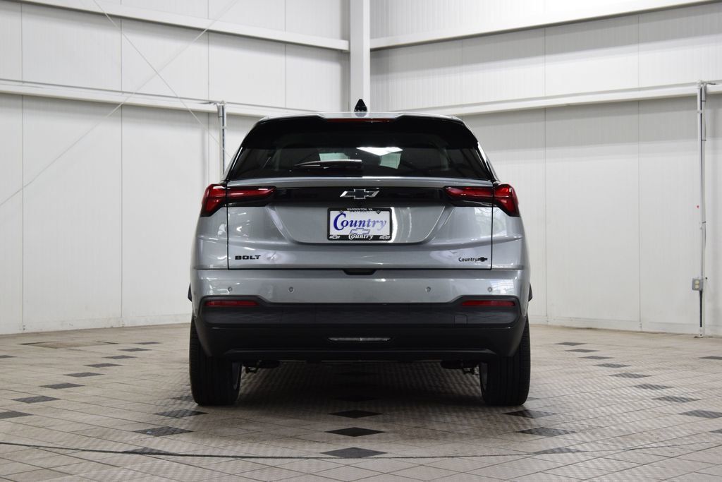 2027 Chevrolet Bolt FWD 4dr LT - 23021698 - 6