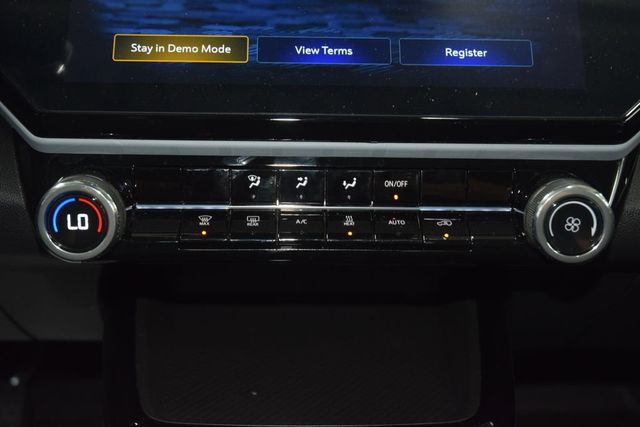 2027 Chevrolet Bolt FWD 4dr LT - 23026962 - 28