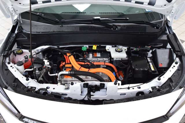2027 Chevrolet Bolt FWD 4dr LT - 23026963 - 25