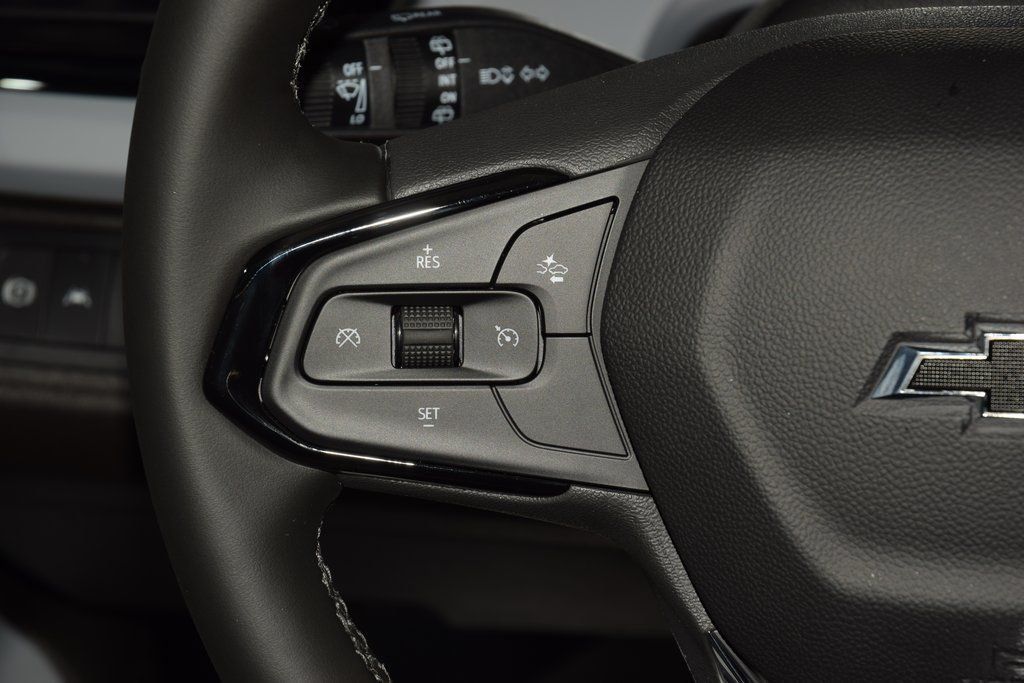 2027 Chevrolet Bolt FWD 4dr RS - 22980850 - 33