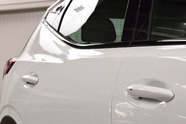 2027 Chevrolet Bolt FWD 4dr RS - 22993520 - 18