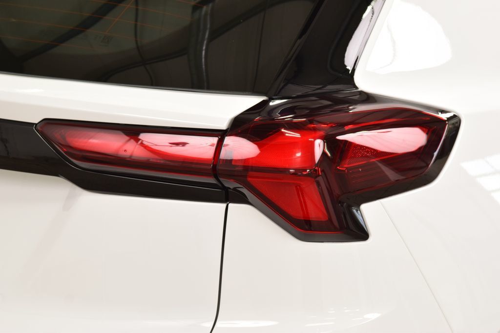 2027 Chevrolet Bolt FWD 4dr RS - 22993520 - 20