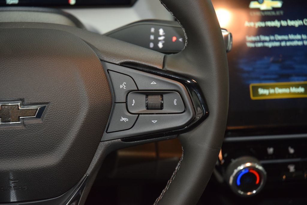 2027 Chevrolet Bolt FWD 4dr RS - 22993520 - 35