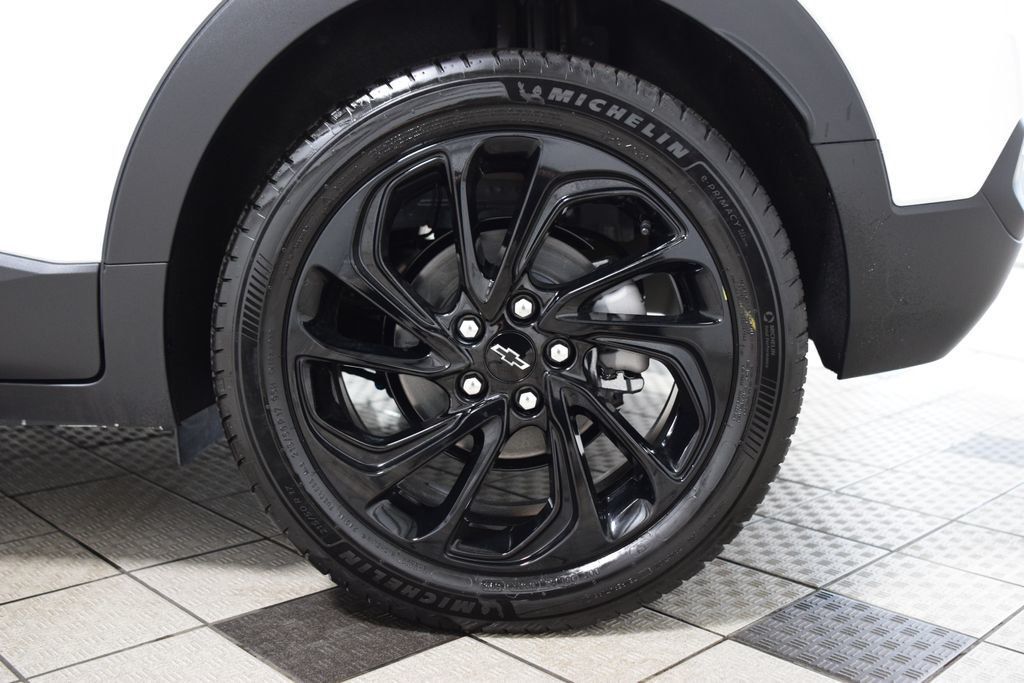 2027 Chevrolet Bolt FWD 4dr RS - 22993595 - 25