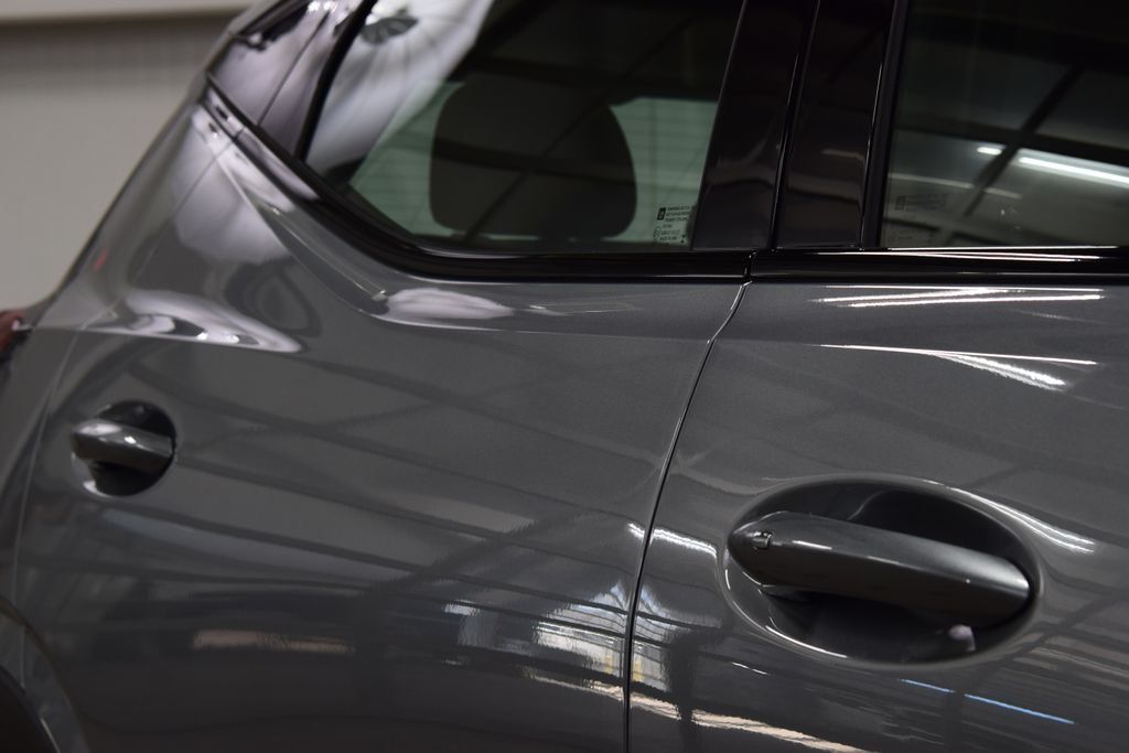 2027 Chevrolet Bolt FWD 4dr RS - 22994144 - 18