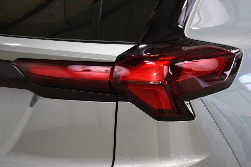 2027 Chevrolet Bolt FWD 4dr RS - 22994144 - 20