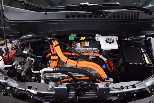 2027 Chevrolet Bolt FWD 4dr RS - 23071442 - 28
