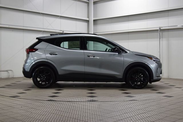 2027 Chevrolet Bolt FWD 4dr RS - 23071442 - 8
