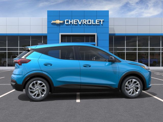 2027 Chevrolet Bolt LT - 23077562 - 4