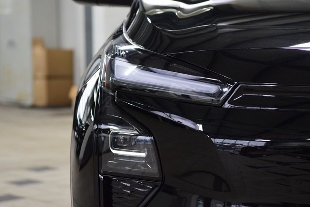 2027 Chevrolet Bolt EV 2LT - 22977378 - 11