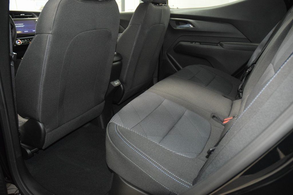 2027 Chevrolet Bolt EV 2LT - 22977378 - 37