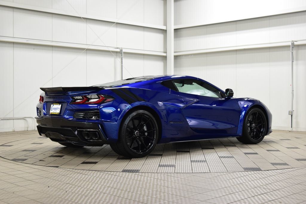 2027 Chevrolet Corvette 2dr Grand Sport Coupe w/2LT - 23068969 - 7