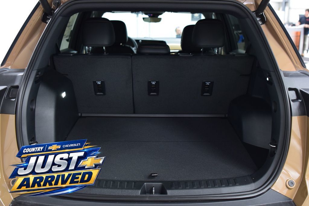 2027 Chevrolet Equinox AWD 4dr ACTIV w/KDZ - 23062274 - 25