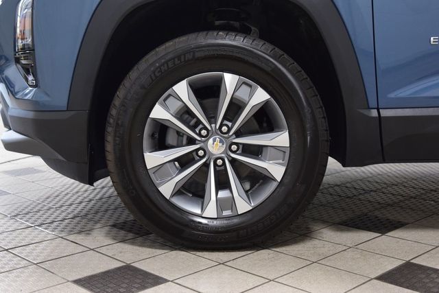 2027 Chevrolet Equinox AWD 4dr LT w/2LT - 23047490 - 25