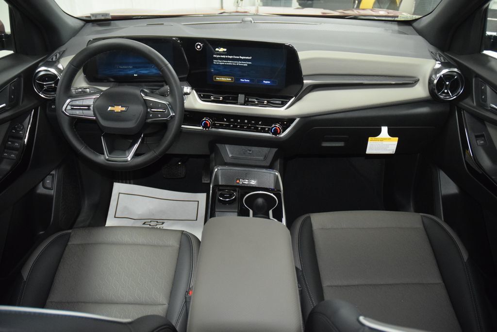 2027 Chevrolet Equinox AWD 4dr LT w/2LT - 23047506 - 28