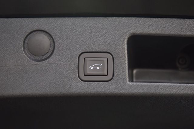 2027 Chevrolet Equinox AWD 4dr LT w/2LT - 23047555 - 23
