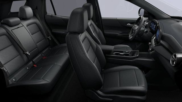 2027 Chevrolet Equinox LT - Photo 12