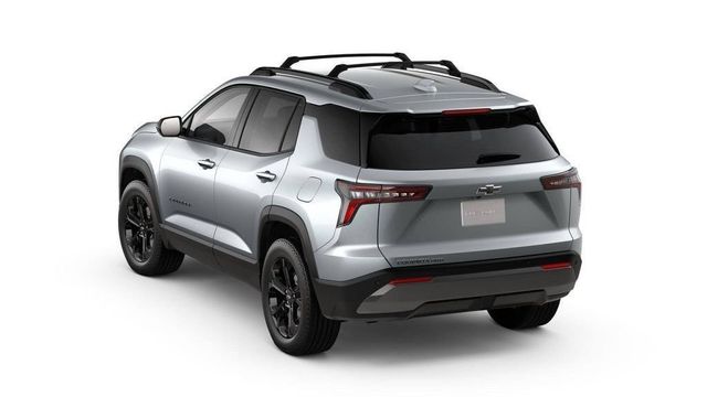 2027 Chevrolet Equinox LT - Photo 8
