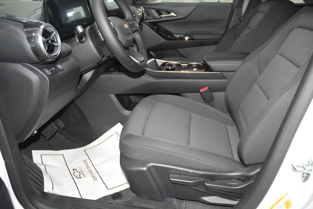 2027 Chevrolet Equinox FWD 4dr LT w/1LT - 23062215 - 36