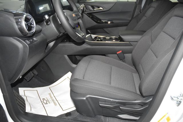 2027 Chevrolet Equinox FWD 4dr LT w/1LT - 23062215 - 36