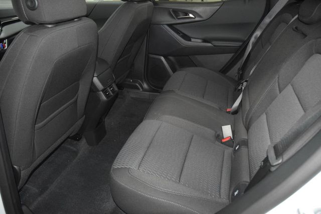 2027 Chevrolet Equinox FWD 4dr LT w/1LT - 23062215 - 38