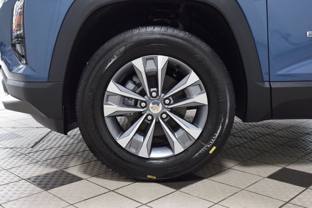 2027 Chevrolet Equinox FWD 4dr LT w/1LT - 23075169 - 25