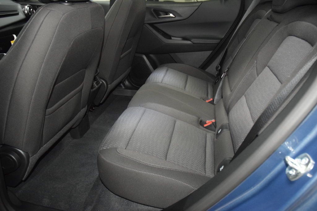 2027 Chevrolet Equinox FWD 4dr LT w/1LT - 23075169 - 39