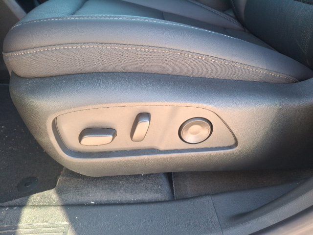 2027 Chevrolet Equinox LT - 23078101 - 12