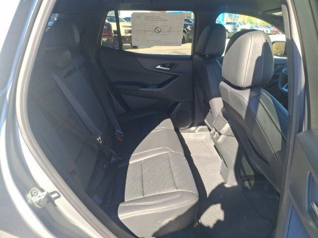 2027 Chevrolet Equinox LT - 23079500 - 26