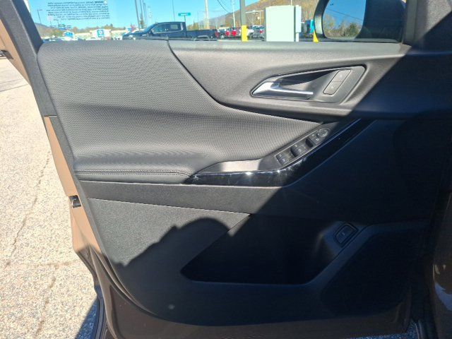 2027 Chevrolet Equinox LT - 23087077 - 9