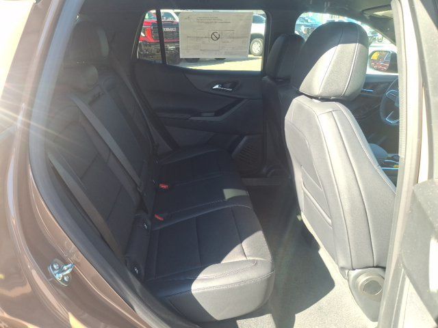 2027 Chevrolet Equinox LT - 23087077 - 24