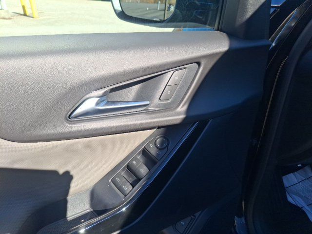 2027 Chevrolet Equinox LT - 23087614 - 10