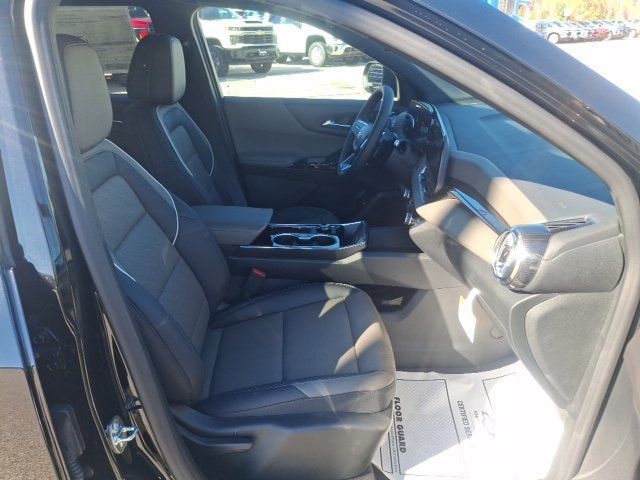 2027 Chevrolet Equinox LT - 23087614 - 27