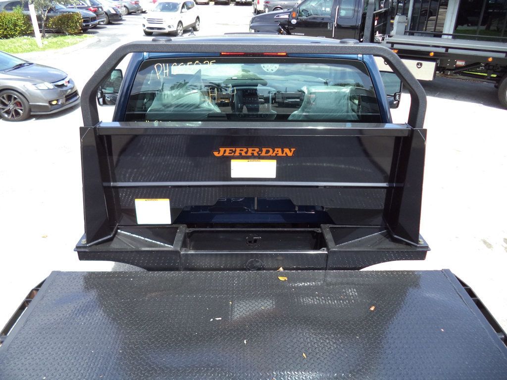 2027 Chevrolet Silverado 6500HD With 21ft Dovetail Beavertail Ramp Truck Equipment Haul - 22362788 - 17