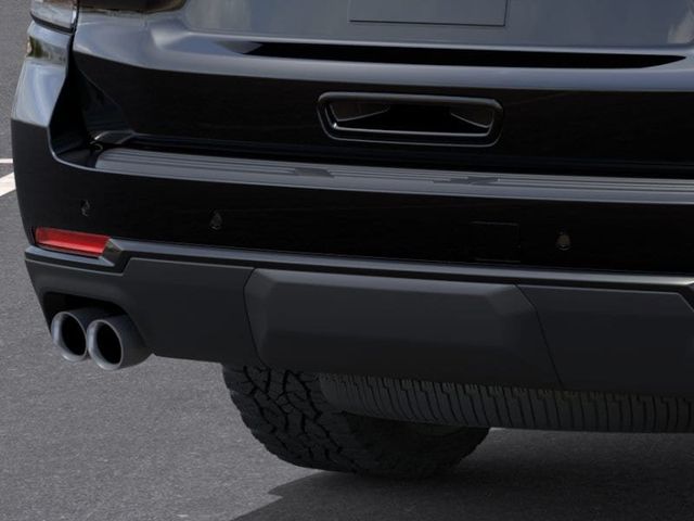 2027 Chevrolet Suburban Z71 - 23087071 - 13