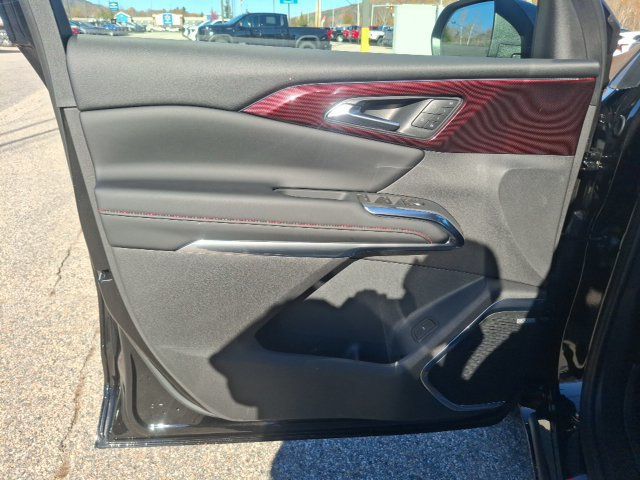 2027 Chevrolet Traverse RS - 23084397 - 9