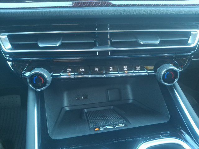 2027 Chevrolet Traverse RS - 23084397 - 24