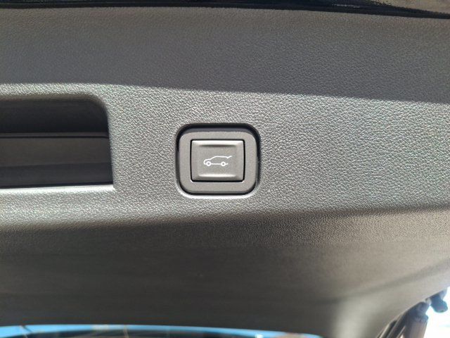 2027 Chevrolet Traverse RS - 23084397 - 30