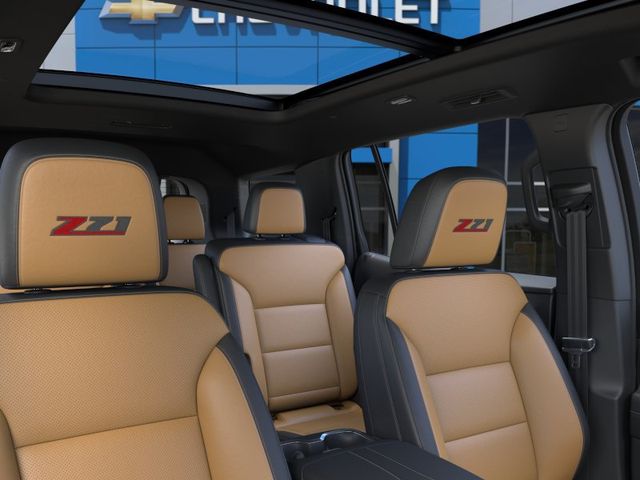2027 Chevrolet Traverse Z71 - 23077220 - 23