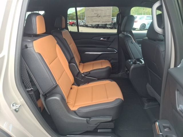 2027 Chevrolet Traverse Z71 - 23084396 - 28
