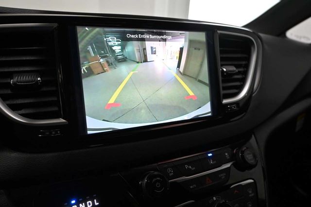 2027 Chrysler Pacifica LX FWD - 23098846 - 34