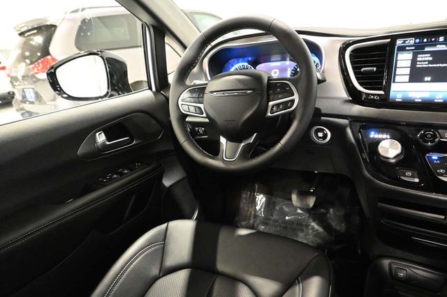 2027 Chrysler Pacifica LX FWD - 23098847 - 24
