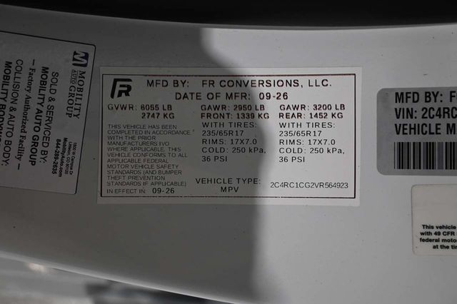 2027 Chrysler Pacifica LX FWD - 23098847 - 31