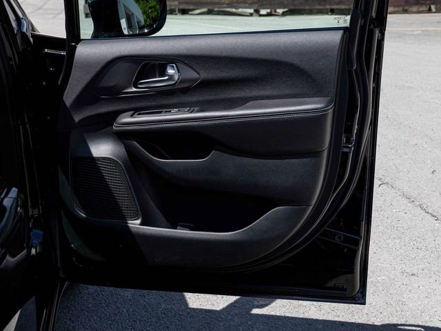 2027 Chrysler Pacifica SELECT - 23076189 - 11