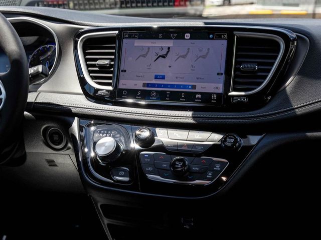 2027 Chrysler Pacifica SELECT - 23076189 - 17