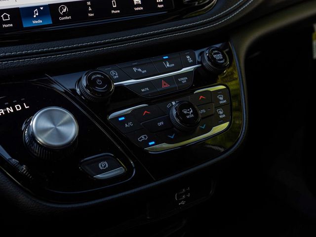 2027 Chrysler Pacifica SELECT - 23076243 - 18