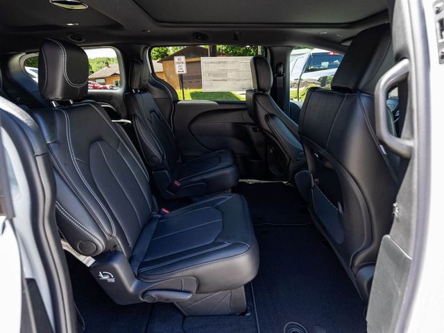 2027 Chrysler Pacifica SELECT - 23076243 - 24