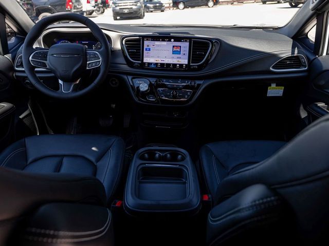 2027 Chrysler Pacifica SELECT - 23076243 - 26