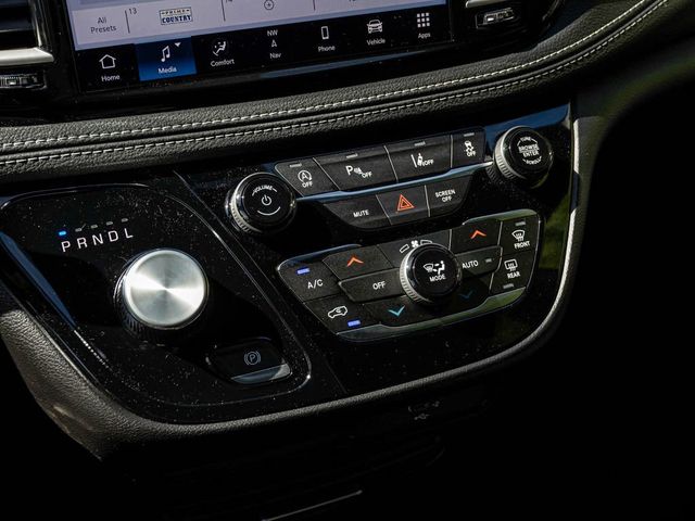 2027 Chrysler Pacifica SELECT - 23078083 - 18