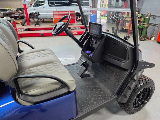 2027 E-Z-GO EXPRESS 4 SUMMIT XT  - 23049054 - 28